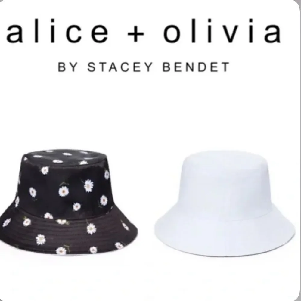 Alice + Olivia X Stacey Bendet NEW Black Reversible Sunflower Bucket Hat